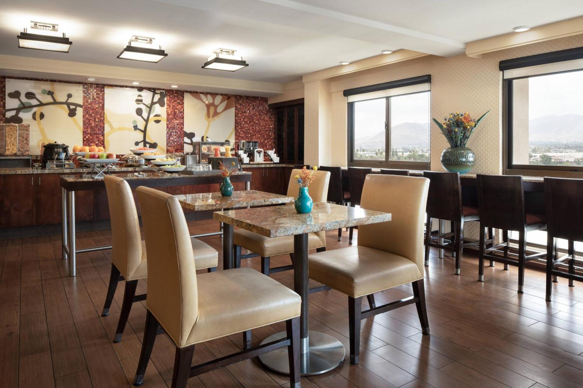 Marriott Riverside At The Convention Center Εξωτερικό φωτογραφία