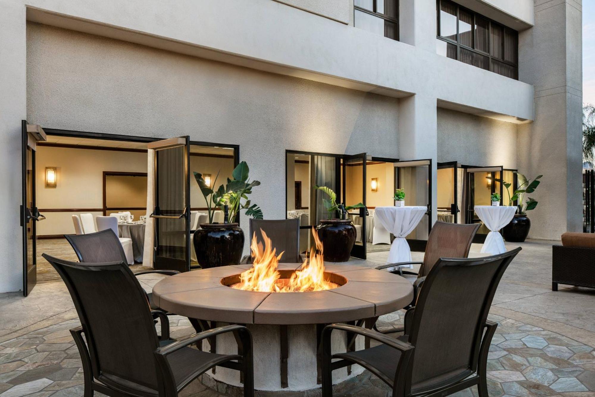 Marriott Riverside At The Convention Center Εξωτερικό φωτογραφία