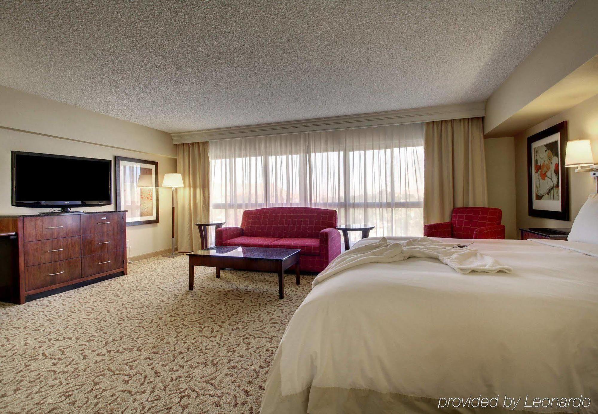 Marriott Riverside At The Convention Center Εξωτερικό φωτογραφία