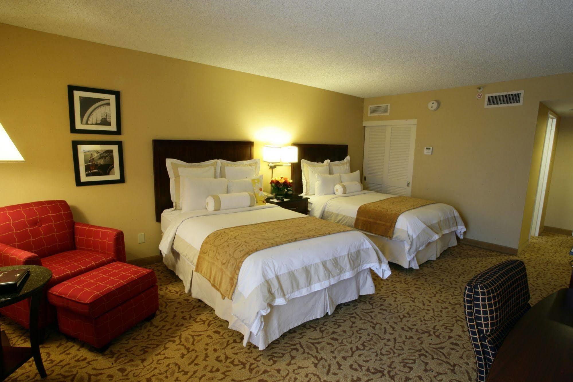Marriott Riverside At The Convention Center Εξωτερικό φωτογραφία